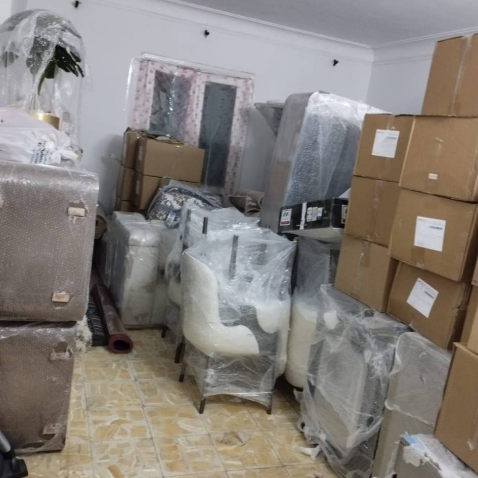 خدمة التخزين المؤقت الآمن للأثاث